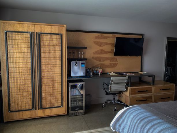 Imagen de la habitación del Hotel DogHouse Columbus. Foto 15