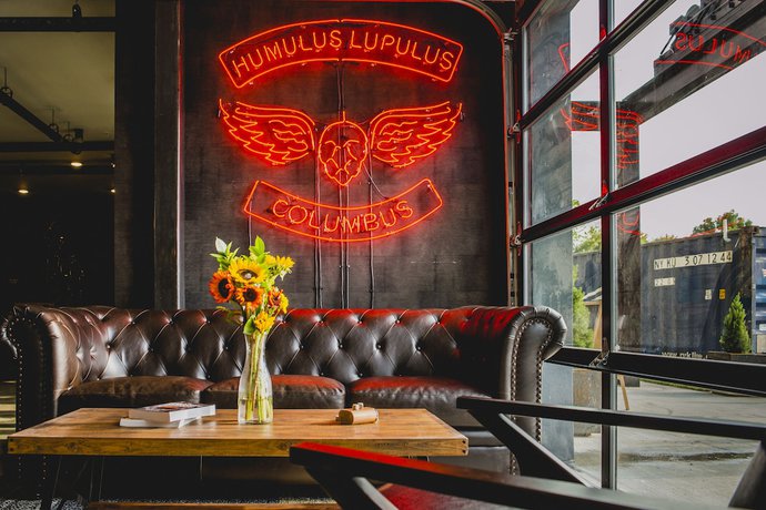 Imagen del bar/restaurante del Hotel DogHouse Columbus. Foto 4