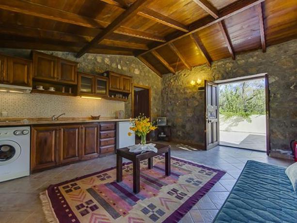 Imagen de los interiores del Hotel Doga Aparthotel. Foto 6