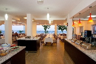 Imagen de los exteriores del Hotel Dogan Beach Resort And Spa. Foto 4