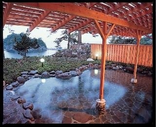 Imagen de los interiores del Hotel Dogashima Accueil Sanshiro. Foto 7
