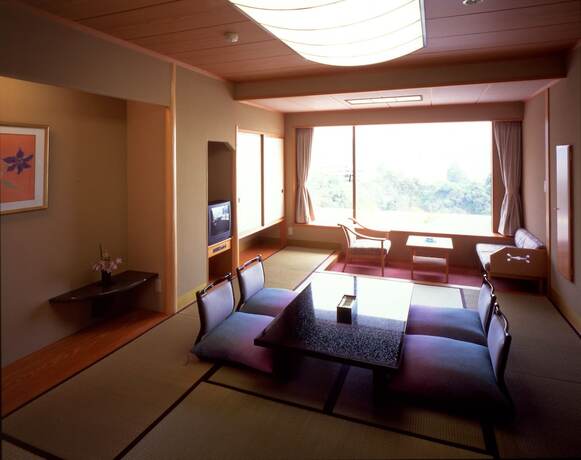 Imagen de la habitación del Hotel Dogashima New Ginsui. Foto 7