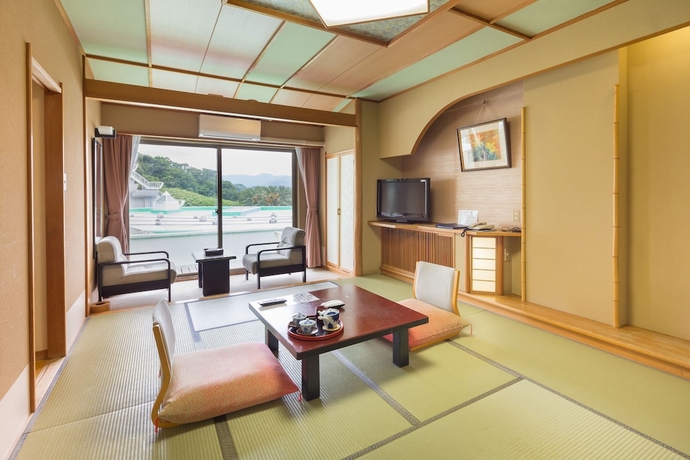 Imagen de la habitación del Hotel Dogashima Onsen. Foto 3