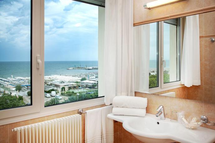 Imagen general del Hotel Doge, Milano Marittima. Foto 6