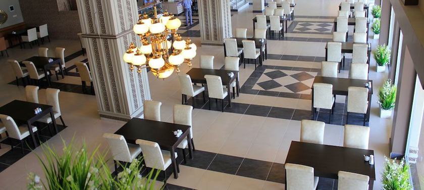 Imagen del bar/restaurante del Hotel Dogme. Foto 3