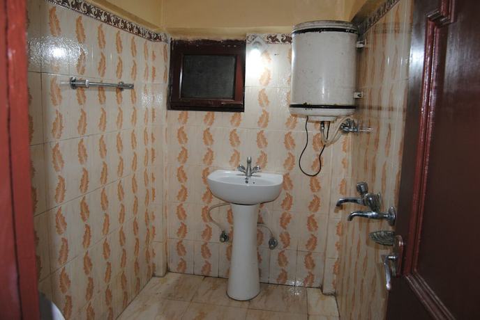 Imagen de la habitación del Hotel Dogra Residency Bar and Resturant. Foto 9