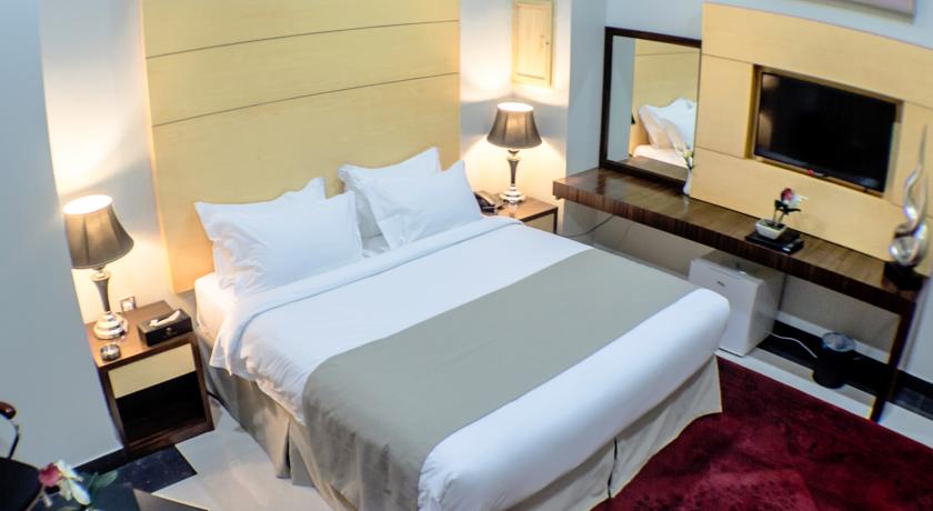 Imagen de la habitación del Hotel Doha Dynasty. Foto 2