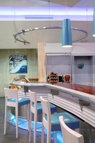 Imagen del bar/restaurante del Hotel Doho. Foto 2