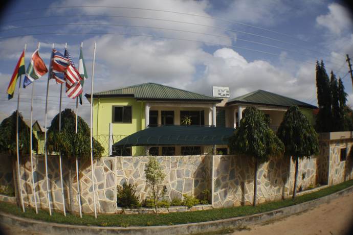 Imagen de los interiores del Hotel Dokua Royal. Foto 18