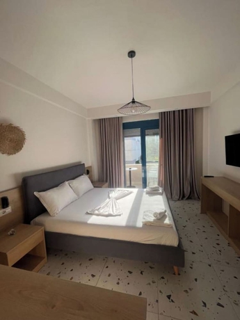Imagen de la habitación del Hotel Dolanit Village. Foto 7