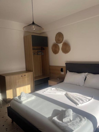 Imagen de la habitación del Hotel Dolanit Village. Foto 11