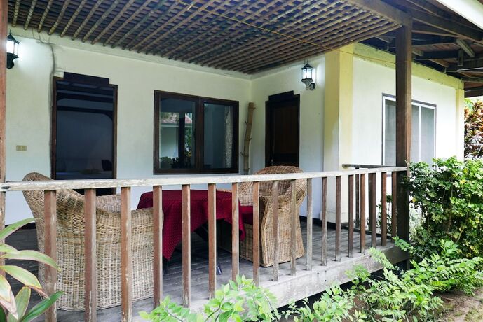 Imagen general del Hotel Dolarog Beach Resort. Foto 7