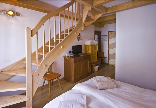Imagen de la habitación del Hotel Dolasilla Park. Foto 8