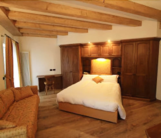 Imagen de la habitación del Hotel Dolasilla Park. Foto 10