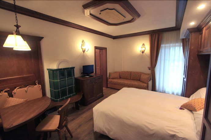 Imagen de la habitación del Hotel Dolasilla Park. Foto 13