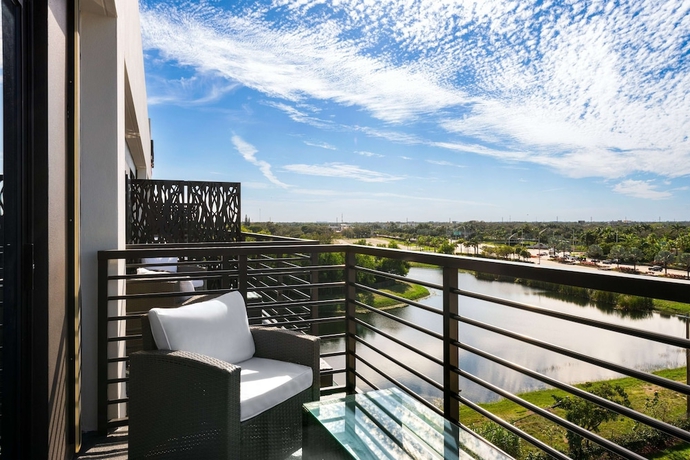 Imagen de la habitación del Hotel Dolce By Wyndham Hollywood. Foto 15