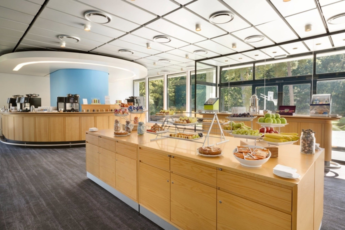 Imagen de los interiores del Hotel Dolce By Wyndham La Hulpe Brussels. Foto 16