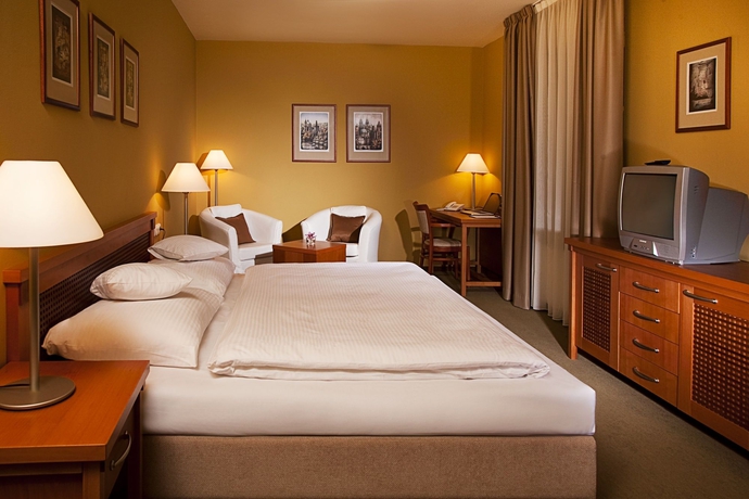 Imagen de la habitación del Hotel Dolce Villa. Foto 11