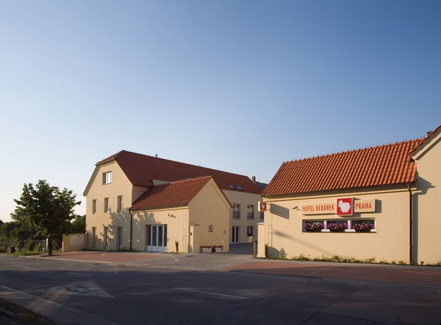 Imagen general del Hotel Dolce Villa. Foto 4