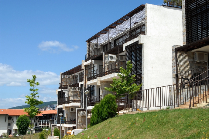 Imagen de los exteriores del Hotel Dolce Vita, Sveti Vlas . Foto 10