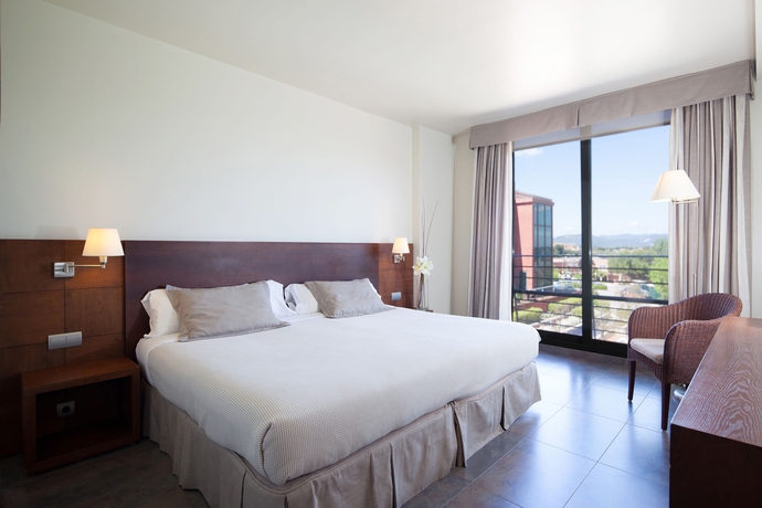 Imagen de la habitación del Hotel Dolce by Wyndham Barcelona Resort. Foto 7