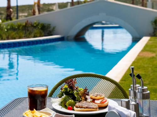 Imagen general del Hotel Dolce by Wyndham Cesme Alacati. Foto 11