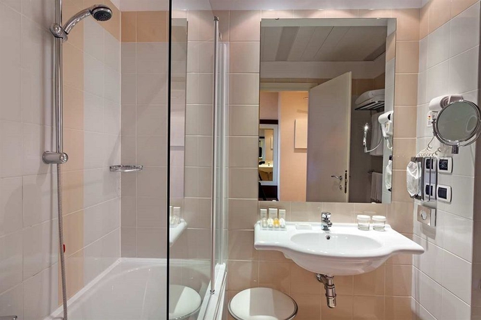 Imagen de la habitación del Hotel Dolce by Wyndham Milan Malpensa. Foto 10