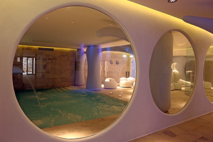 Imagen de la piscina del Hotel Dolce by Wyndham Siracusa - I Monasteri Golf & Spa. Foto 12