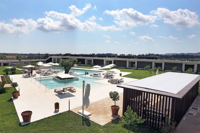 Imagen de la piscina del Hotel Dolce by Wyndham Siracusa - I Monasteri Golf & Spa. Foto 15