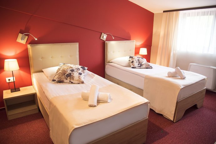 Imagen de la habitación del Hotel Dolenjc. Foto 6