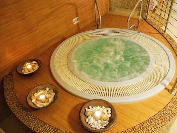 Imagen de la piscina del Hotel Dolina Leśnicy SKI and SPA Resort. Foto 14