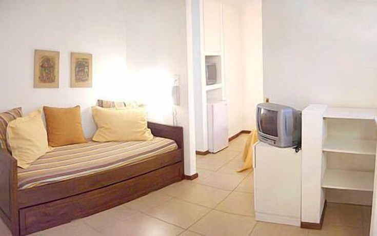 Imagen de la habitación del Hotel Dollar. Foto 7
