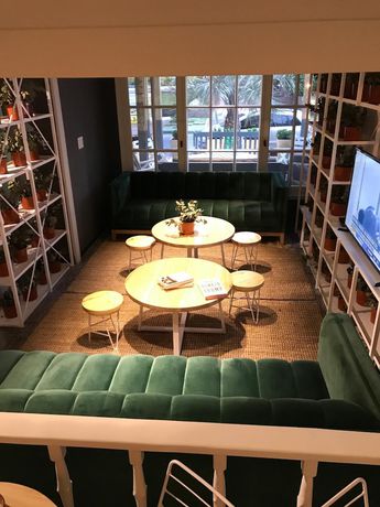 Imagen del bar/restaurante del Hotel Dollar. Foto 4
