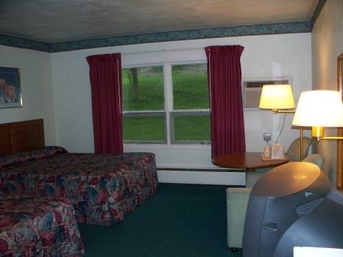 Imagen de la habitación del Hotel Dollar Inn. Foto 3