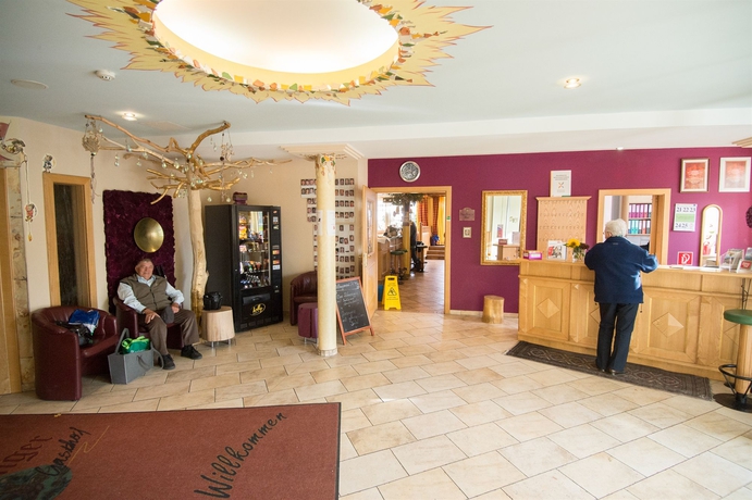 Imagen de los interiores del Hotel Dollinger. Foto 14