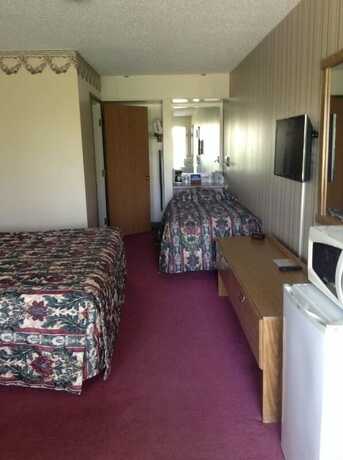 Imagen general del Hotel Dollinger\'s Motor Inn. Foto 1