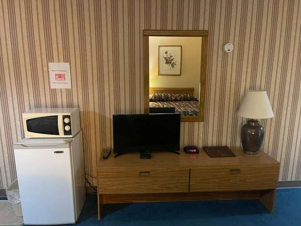 Imagen general del Hotel Dollinger\'s Motor Inn. Foto 5