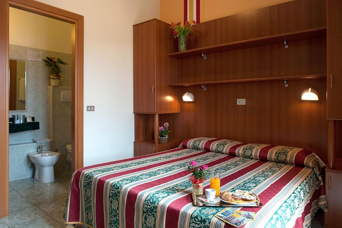 Imagen de la habitación del Hotel Dolly. Foto 6