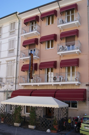 Imagen general del Hotel Dolly. Foto 2