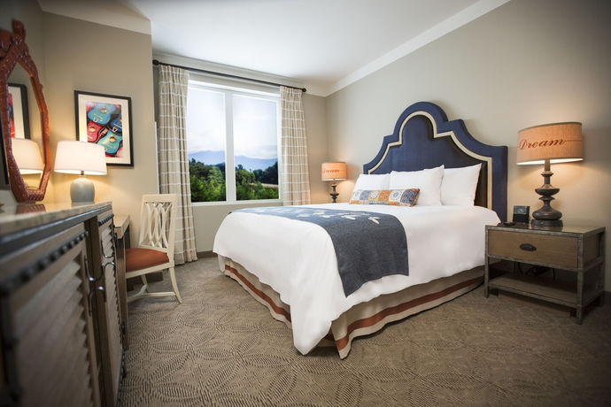 Imagen de la piscina del Hotel Dollywood's Dreammore Resort. Foto 14