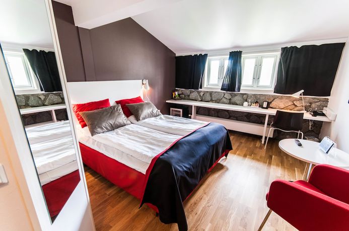 Imagen de la habitación del Hotel Dolmsundetl Hitra. Foto 3