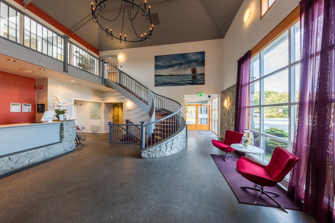 Imagen de los interiores del Hotel Dolmsundetl Hitra. Foto 20