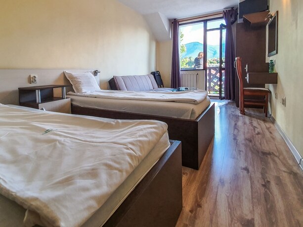 Imagen de la habitación del Hotel Dolna Bania. Foto 18
