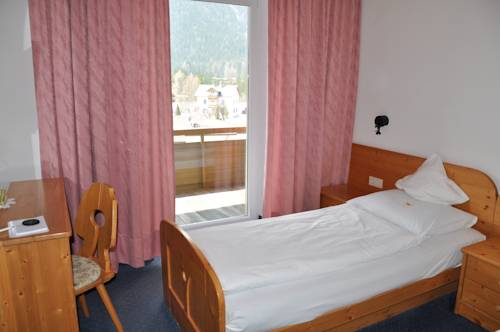 Imagen de la habitación del Hotel Dolomiten, Dobbiaco. Foto 4