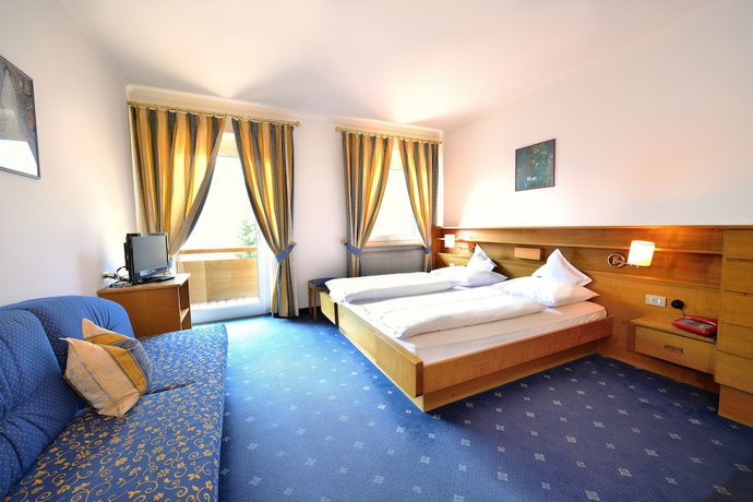 Imagen de la habitación del Hotel Dolomiten, Dobbiaco. Foto 2