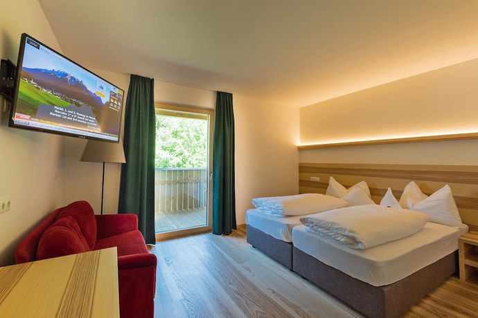 Imagen de la habitación del Hotel Dolomiten, Dobbiaco. Foto 5