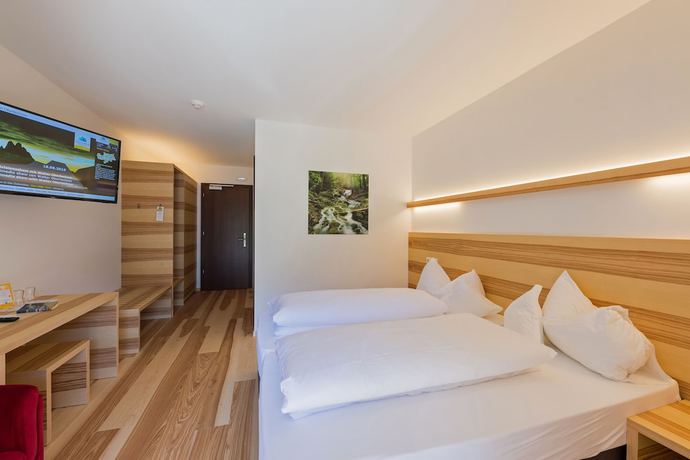 Imagen de la habitación del Hotel Dolomiten, Dobbiaco. Foto 6
