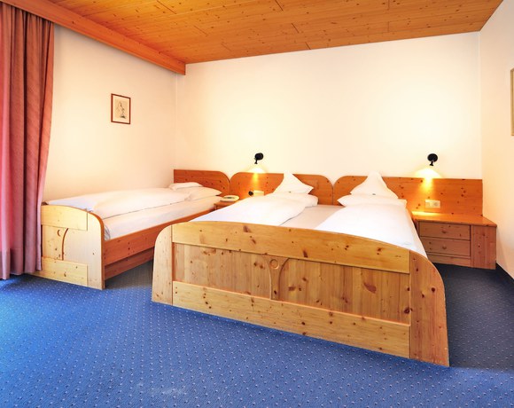 Imagen de la habitación del Hotel Dolomiten, Dobbiaco. Foto 9