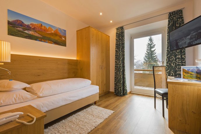Imagen de la habitación del Hotel Dolomiten, Dobbiaco. Foto 10