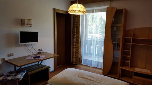 Imagen de la habitación del Hotel Dolomitenhof. Foto 4